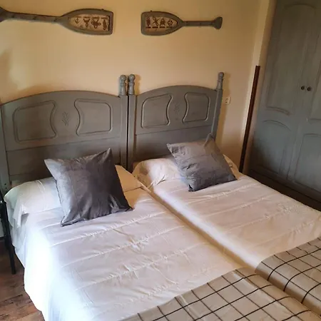 בית כפרי Complejo Rural Mimosas Del Nalon La Arena