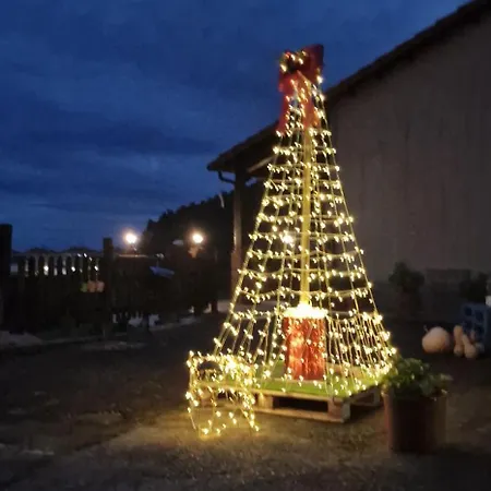 Complejo Rural Mimosas Del Nalon בית כפרי